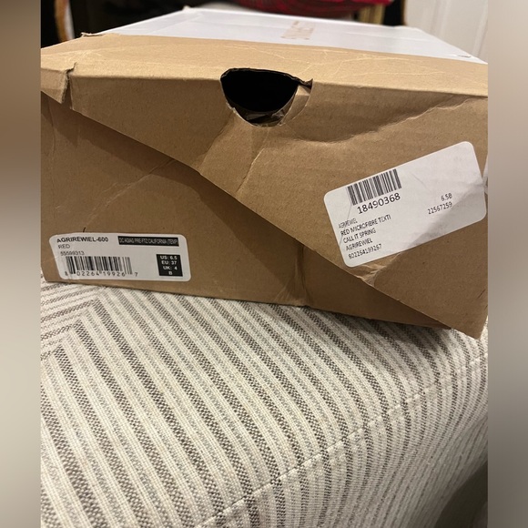 Call it Spring Red MicroFibre Texti Size 6 1/2 Women’s Heels. - Picture 5 of 5